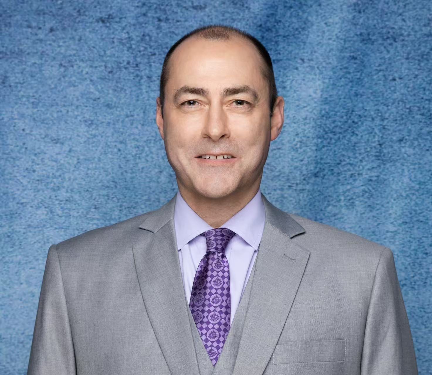 Bert H., Academic and University Counselor at Corestone Tutors, offering expert guidance to students navigating the university application process.