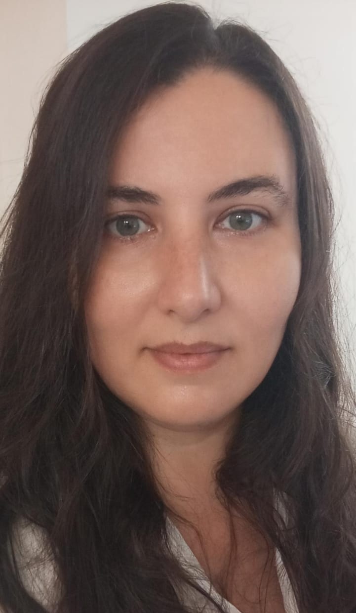 Portrait of Evangelia I., IB Diploma (IBDP) Physics tutor at Corestone Tutors, ready to empower students with expert guidance.